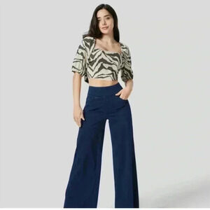 Halara Square Neck Puff Sleeve Backless Tie Back Zebra Stripe Print Crop